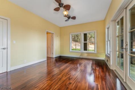 201 Lows Hollow Road Lopatcong NJ 08886