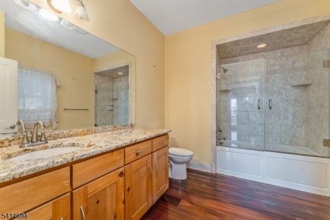 201 Lows Hollow Road Lopatcong NJ 08886
