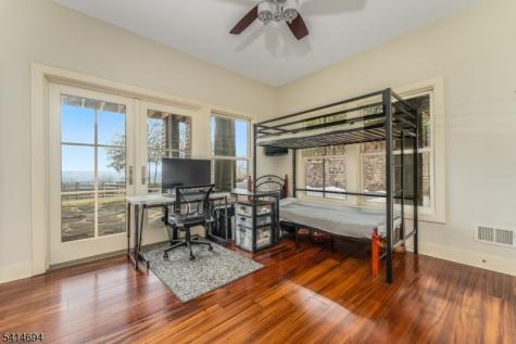 201 Lows Hollow Road Lopatcong NJ 08886