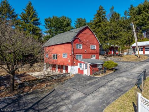 201 Lows Hollow Road Lopatcong NJ 08886