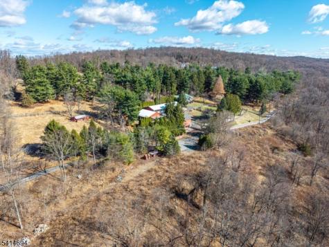 201 Lows Hollow Road Lopatcong NJ 08886