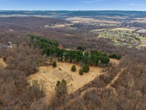 201 Lows Hollow Road Lopatcong NJ 08886