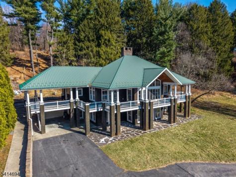 201 Lows Hollow Road Lopatcong NJ 08886