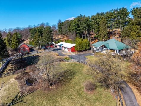 201 Lows Hollow Road Lopatcong NJ 08886