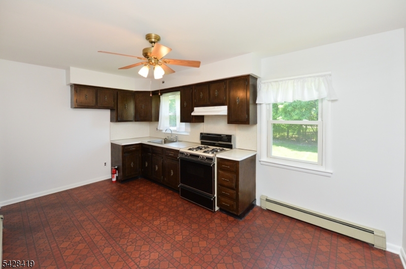 113 Stanley Court North Haledon NJ 07508