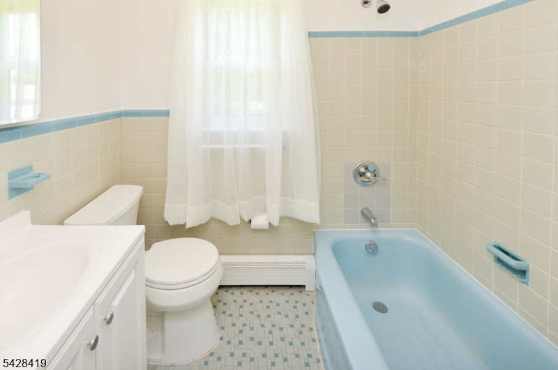 113 Stanley Court North Haledon NJ 07508