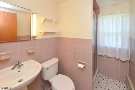 113 Stanley Court North Haledon NJ 07508