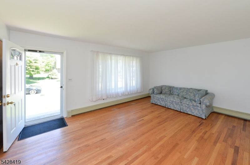 113 Stanley Court North Haledon NJ 07508