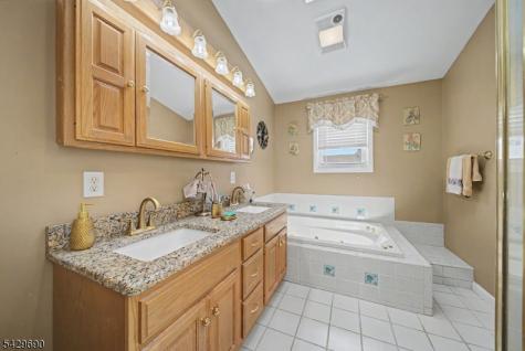 166 Wootton Street Boonton NJ 07005
