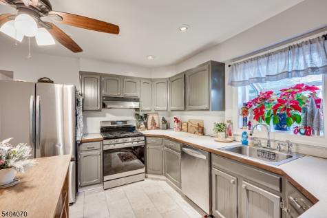 228 Oneida Place North Plainfield NJ 07060
