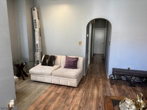 149 W 2nd Street Clifton NJ 07011