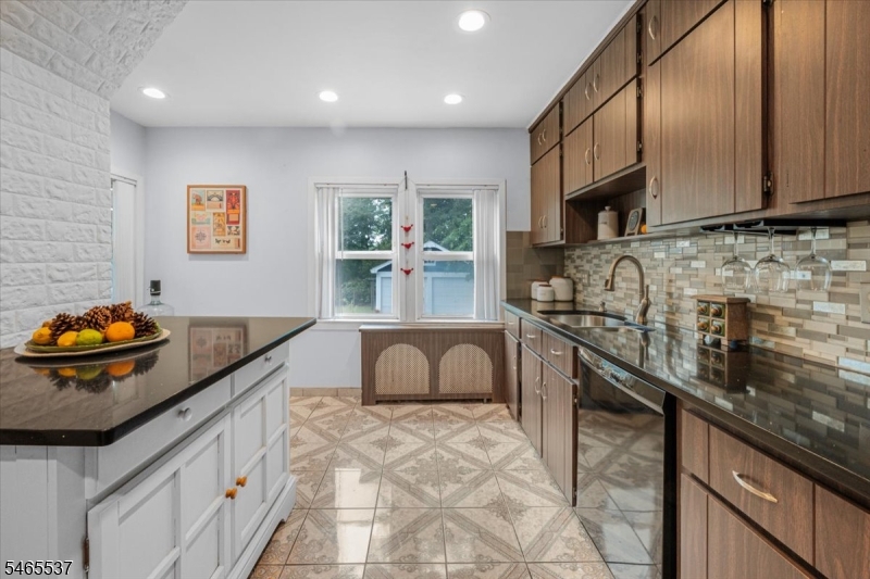 5 Smallwood Avenue Belleville NJ 07109