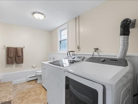 8 Madoc Trail Jefferson NJ 07438