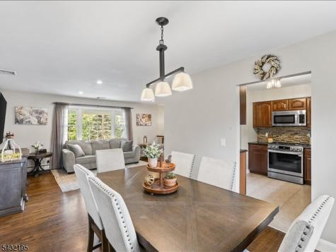 8 Madoc Trail Jefferson NJ 07438