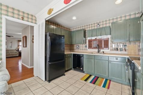 27 Summerall Road Franklin NJ 08873