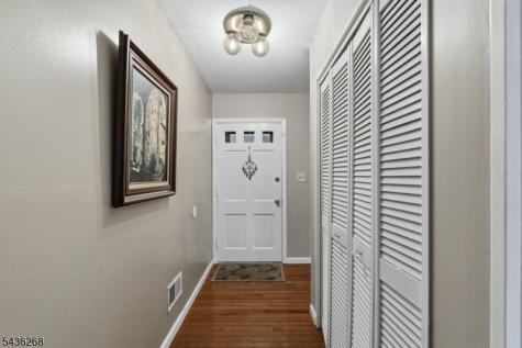 27 Summerall Road Franklin NJ 08873