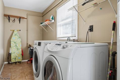 27 Summerall Road Franklin NJ 08873