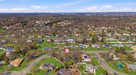 27 Summerall Road Franklin NJ 08873