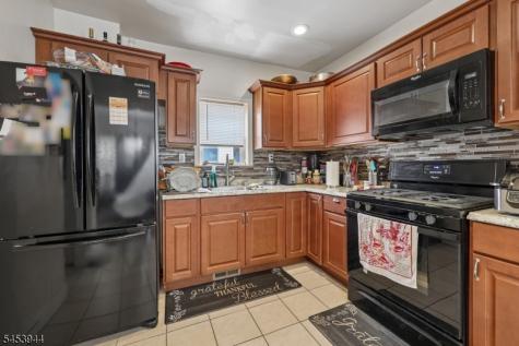164 Freeman Avenue East Orange NJ 07018