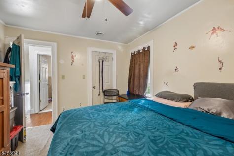 164 Freeman Avenue East Orange NJ 07018