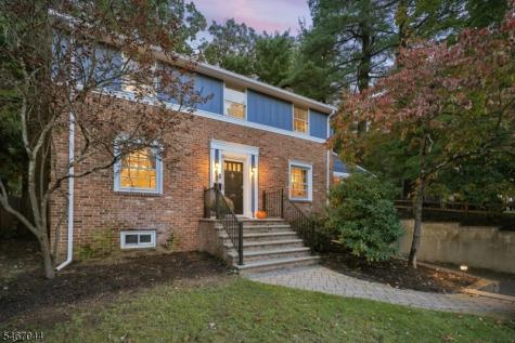 45 Wayland Drive Verona NJ 07044