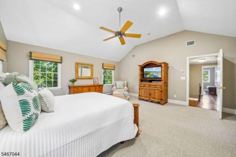 45 Wayland Drive Verona NJ 07044