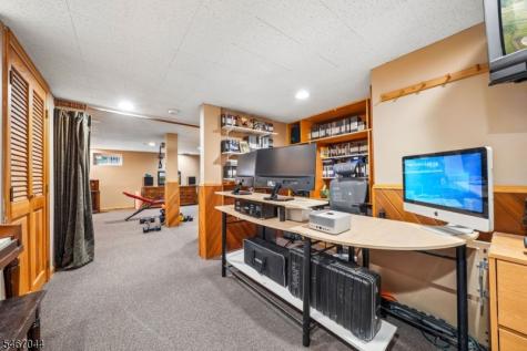 45 Wayland Drive Verona NJ 07044