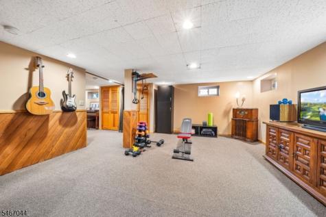45 Wayland Drive Verona NJ 07044
