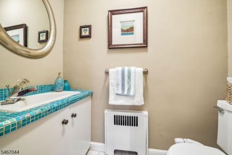 45 Wayland Drive Verona NJ 07044