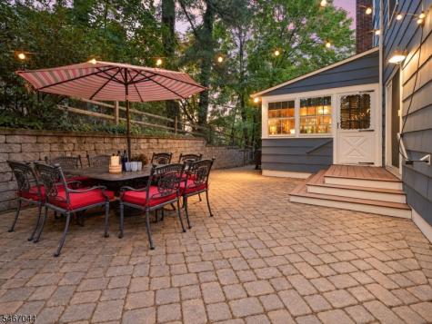 45 Wayland Drive Verona NJ 07044