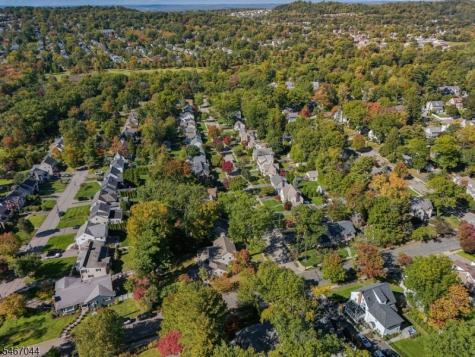 45 Wayland Drive Verona NJ 07044