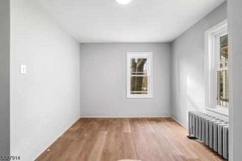 320 Lee Place Plainfield NJ 07063
