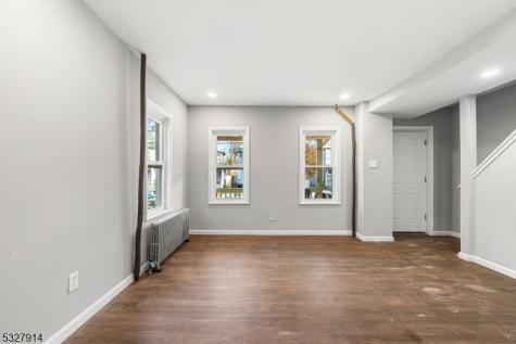 320 Lee Place Plainfield NJ 07063