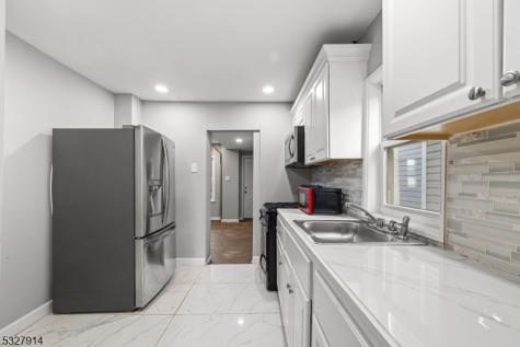 320 Lee Place Plainfield NJ 07063