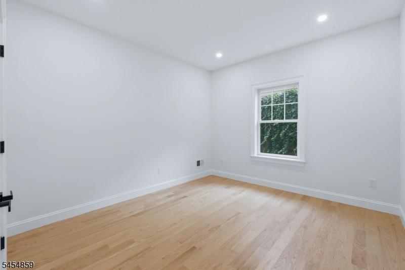 17 Blake Drive Clark NJ 07066