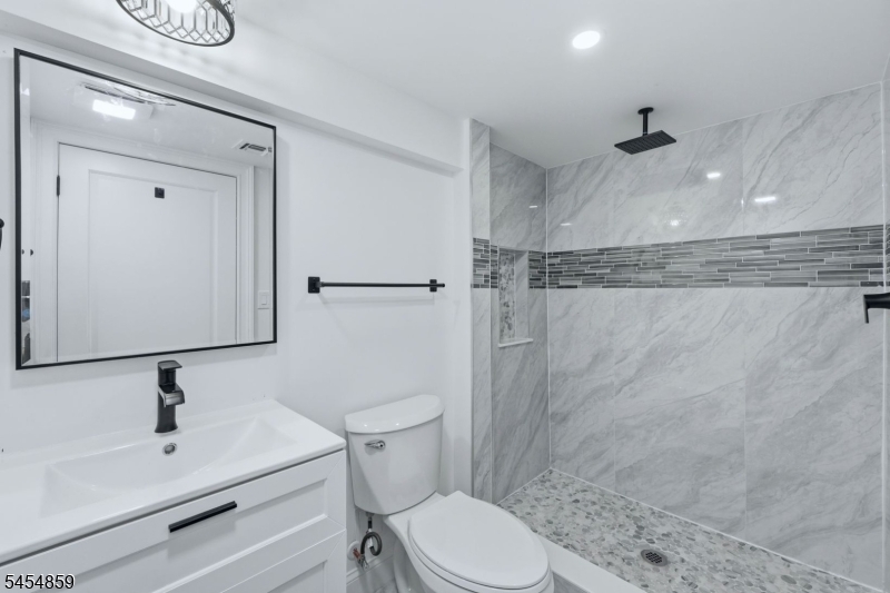 17 Blake Drive Clark NJ 07066