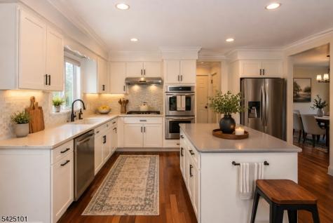 7 Fernwood Trail Mountain Lakes NJ 07046