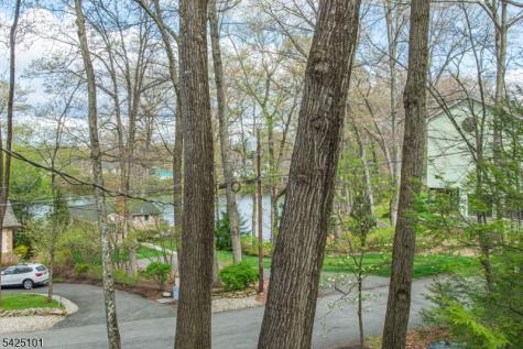 7 Fernwood Trail Mountain Lakes NJ 07046