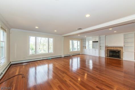 7 Fernwood Trail Mountain Lakes NJ 07046