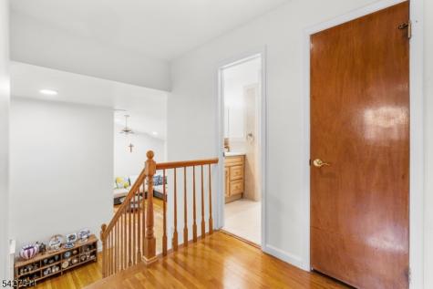 85 Redwood Road Springfield NJ 07081
