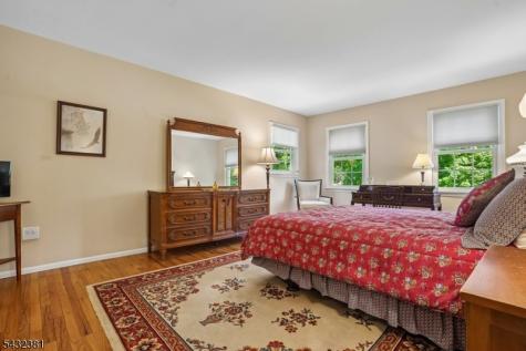 189 Old Farmers Road Washington NJ 07853