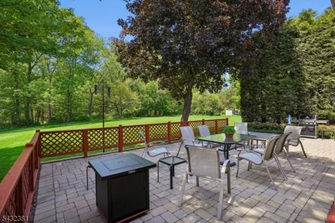 189 Old Farmers Road Washington NJ 07853