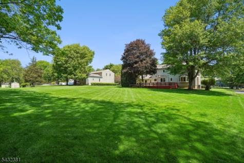 189 Old Farmers Road Washington NJ 07853