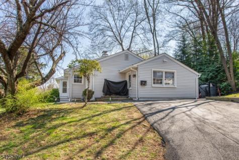 1 Shawnee Trail Sparta NJ 07871