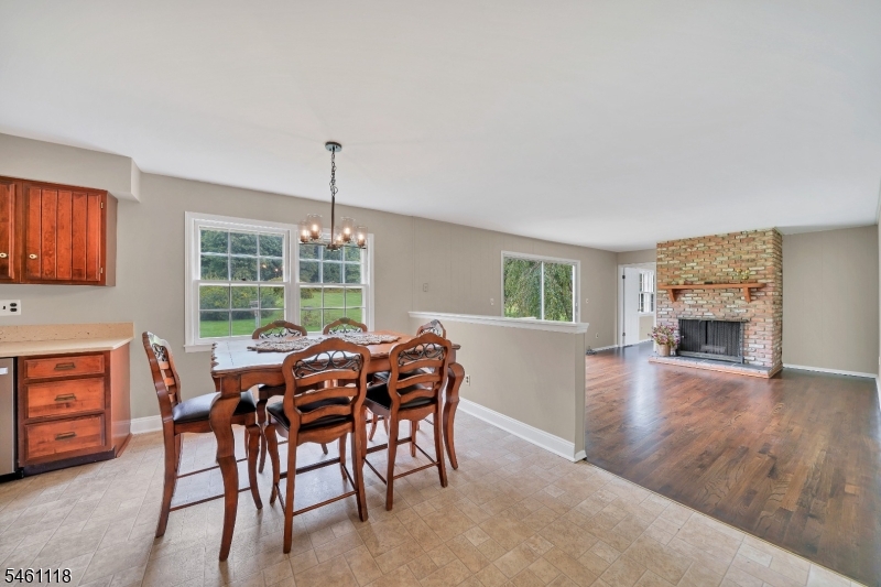 5 Fleming Court Washington NJ 07853