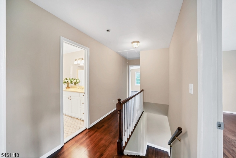 5 Fleming Court Washington NJ 07853