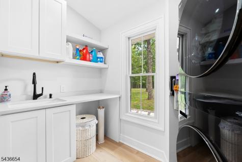 9 Hilltop Road Kinnelon NJ 07405