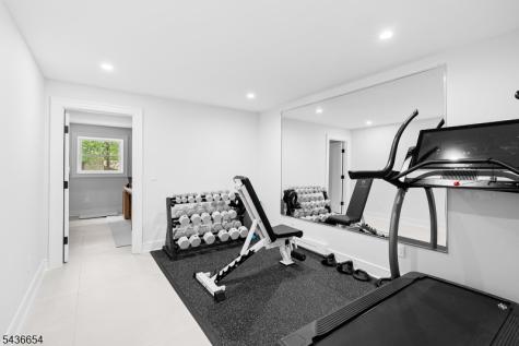 9 Hilltop Road Kinnelon NJ 07405