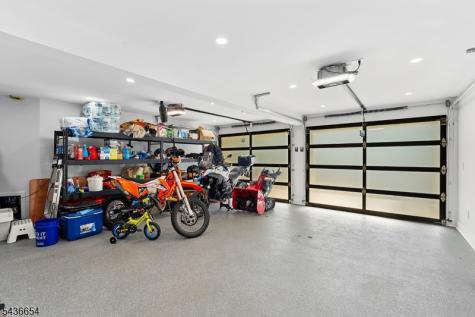 9 Hilltop Road Kinnelon NJ 07405