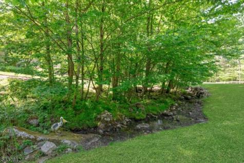 55 Under Rock Road Sparta NJ 07871